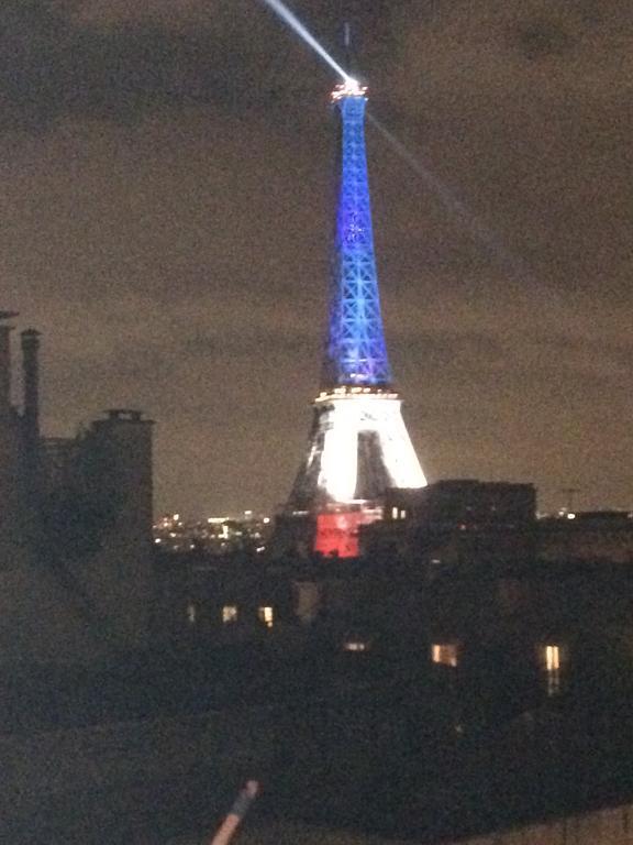 パリEiffel Tower Viewアパートメント エクステリア 写真